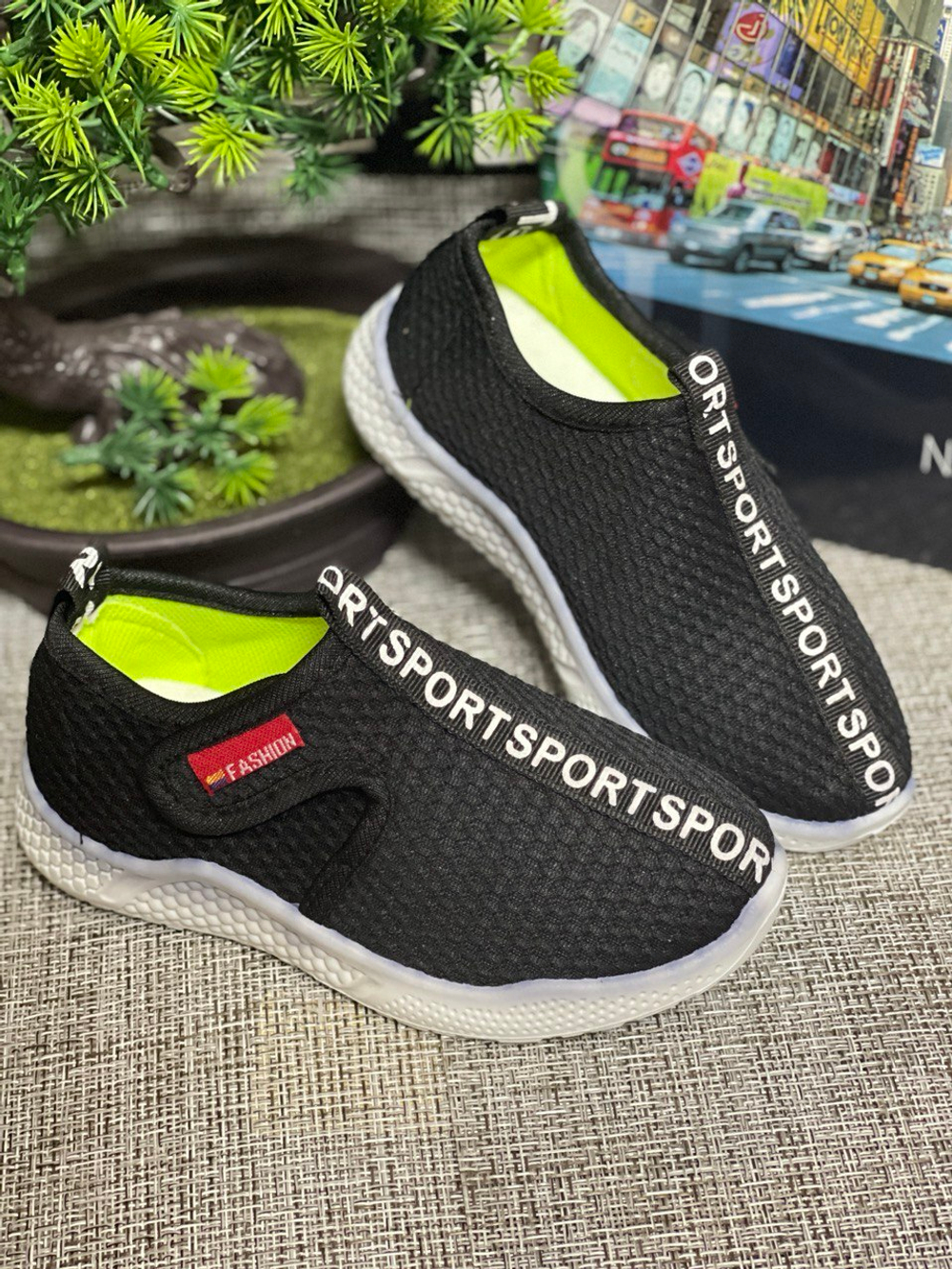 Слипоны на липучке