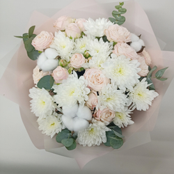 Букет из роз и хризантемы Кристина