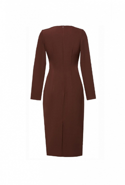 Платье футляр коричневое с фигурным вырезом горловины 18-04-19FW