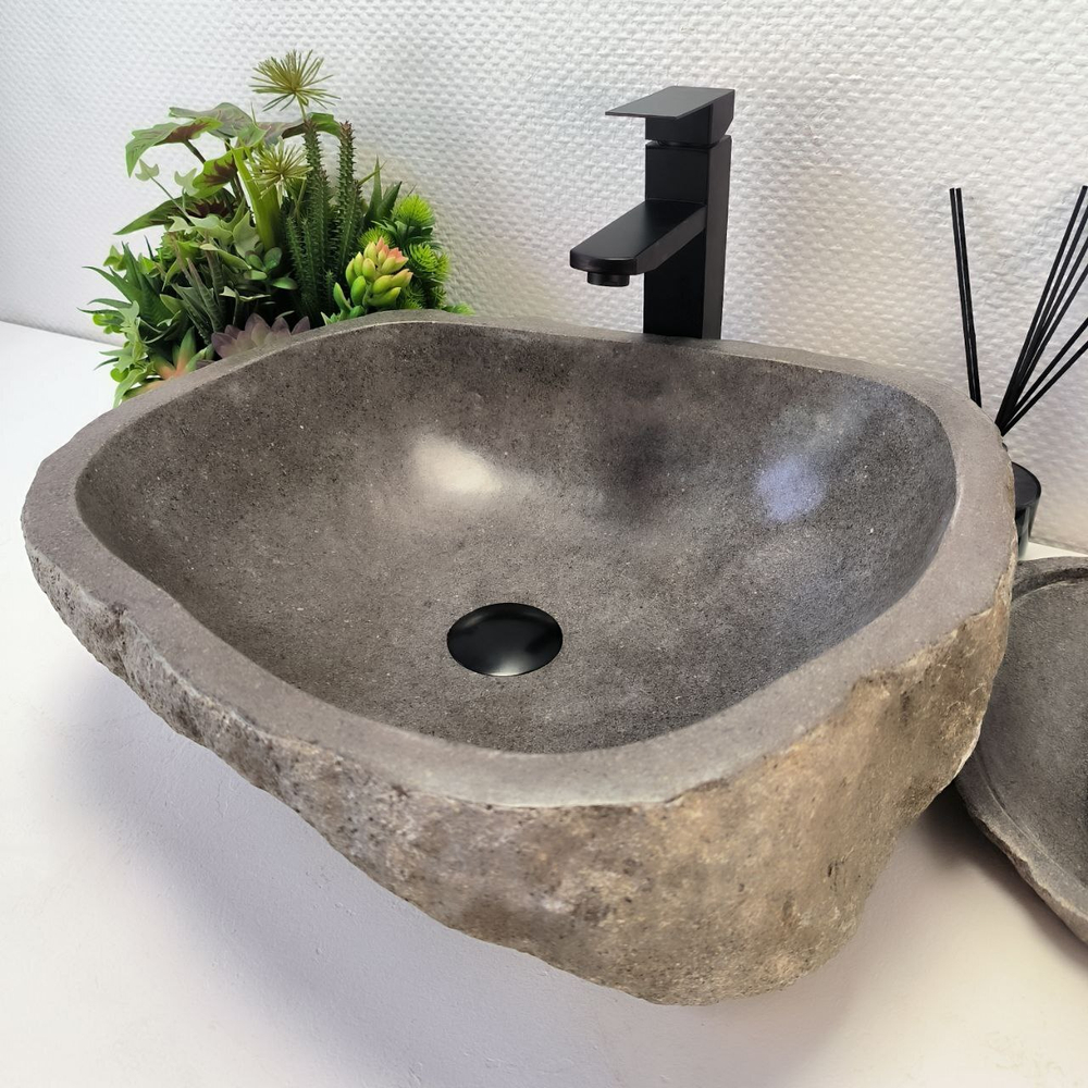 Раковина из речного камня RS-63874 (50*43*16) 0123
