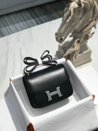 Hermes Constance 18