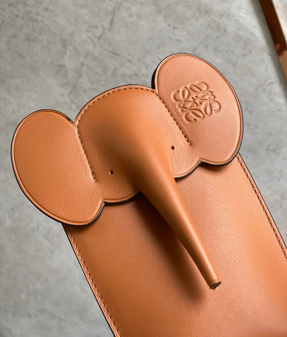 Loewe  Elephant Pocket 18 cm