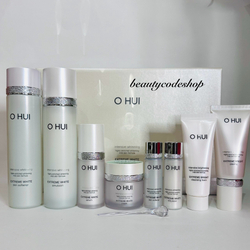 Набор осветляющих средств O HUI EXTREME WHITE 4pcs Special Set.