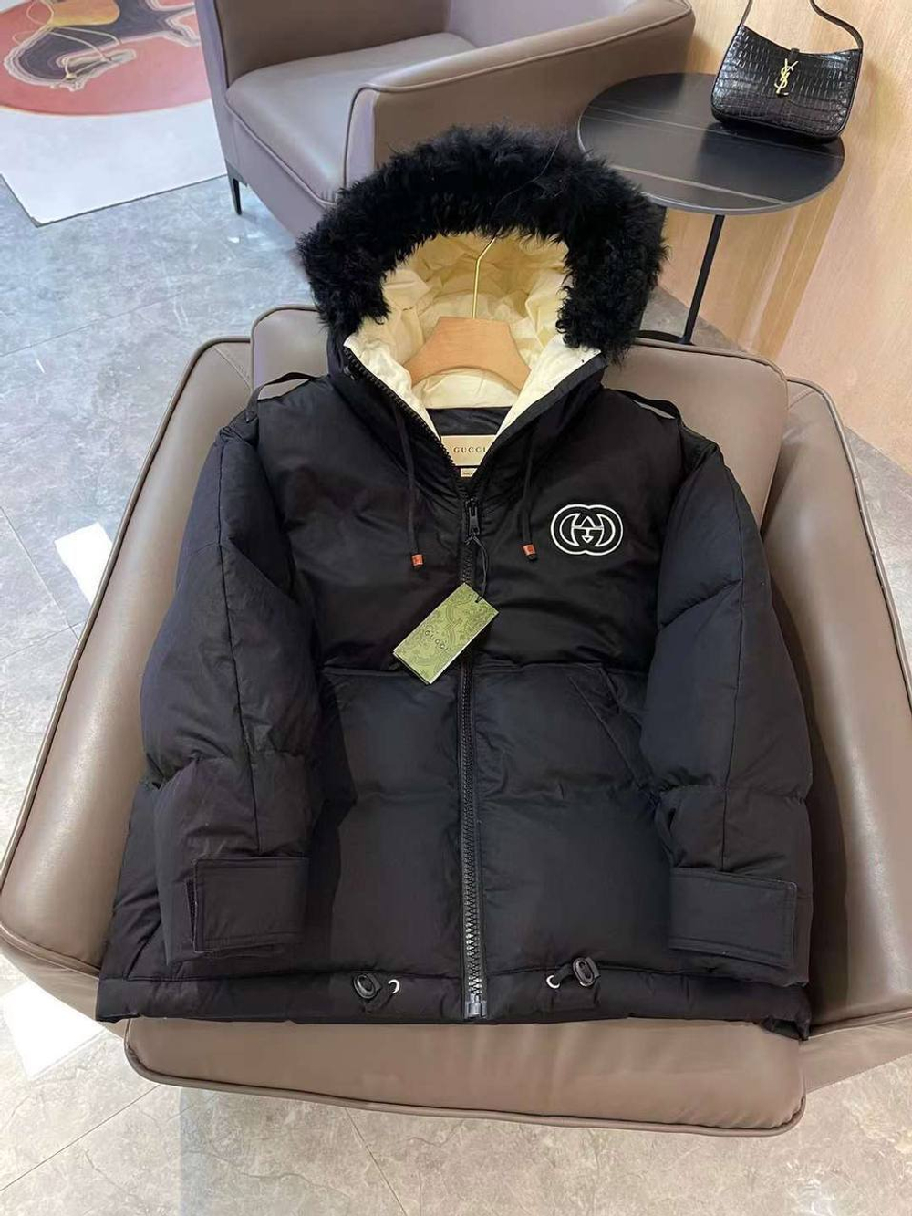 Пуховик Gucci
