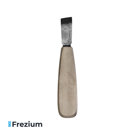 Резец кованный скошенный по дереву 20 мм