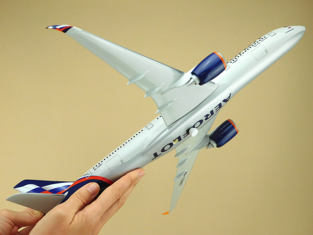 Модель самолета Airbus A350-900 (М1:144, Аэрофлот,RA-73157, П.Чайковский)