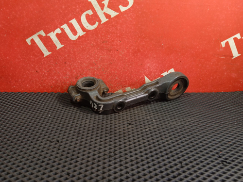 Кронштейн переднего стабилизатора