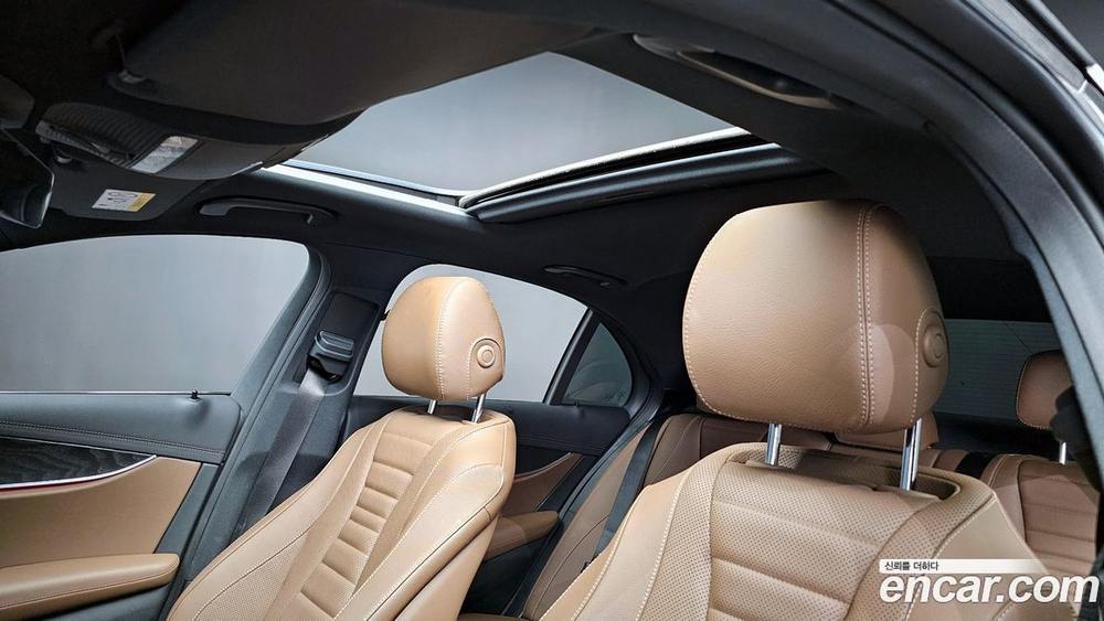 Mercedes-Benz E-Class W213 E250 AMG Line (10.2022)