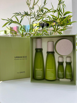 The SAEM Harakeke VEGAN D Набор космет. средств Urban Eco Harakeke Deep Moisture Skin Care 3 Set