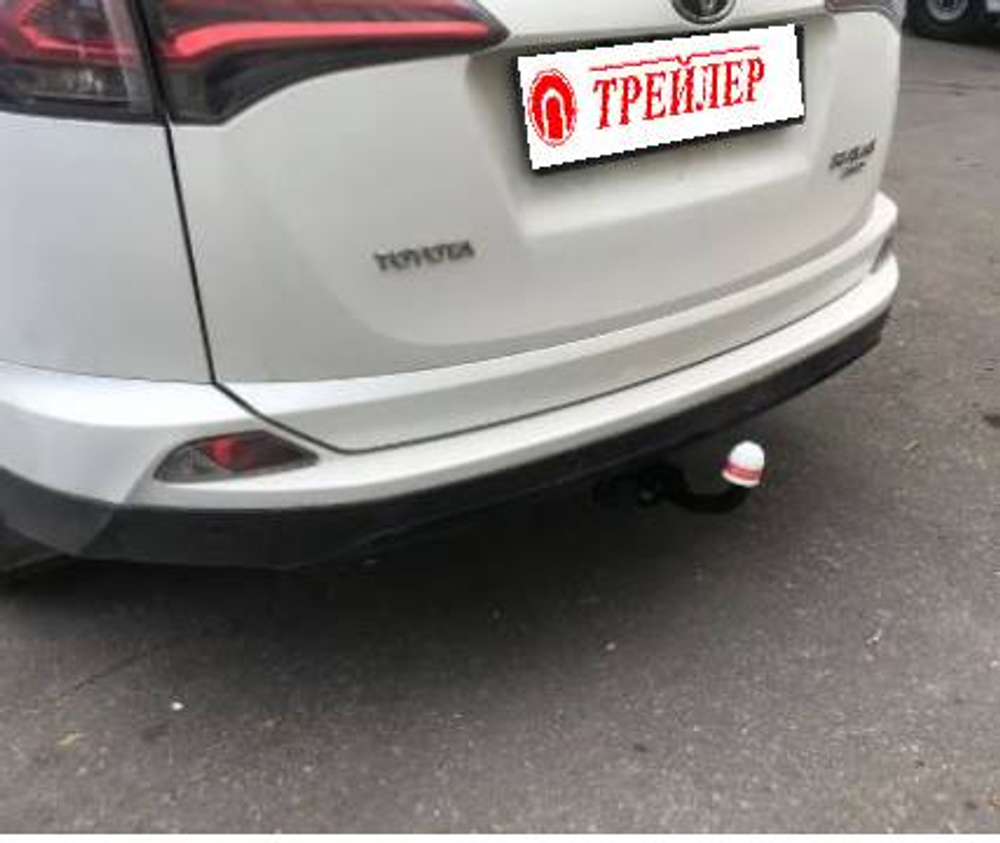 7833 Фаркоп для Toyota RAV4 2013-2019 твердое крепление шара