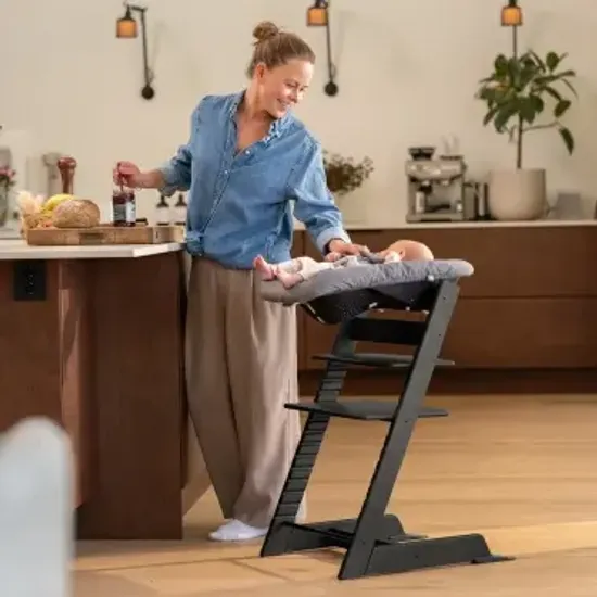 Стульчик для кормления STOKKE Tripp Trapp комплект 4 в 1 (Black Oak)