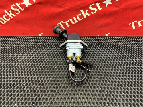 Кран ручного тормоза 2023г