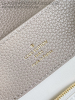 Louis Vuitton Capucines MM