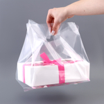 Пакет квадртаный полиэтиленовый с вырубной ручкой, прозрачный, 23,5х38+22см ± 5% 60 мкм 10638992