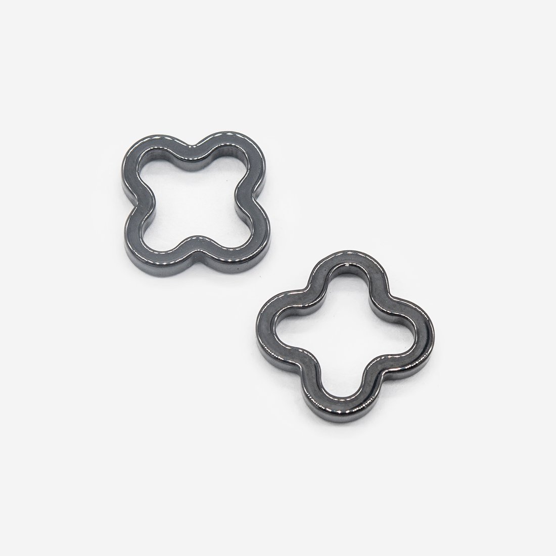 Элемент из ювелирной керамики 14*14мм