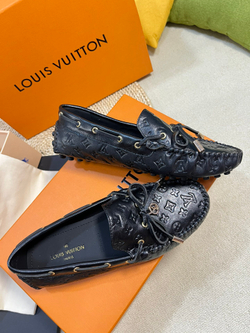 Louis Vuitton Mocassin