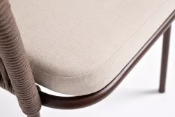 "Лион" стул плетеный из роупа, каркас из стали коричневый (RAL8016) муар, роуп коричневый круглый, ткань бежевая 15052