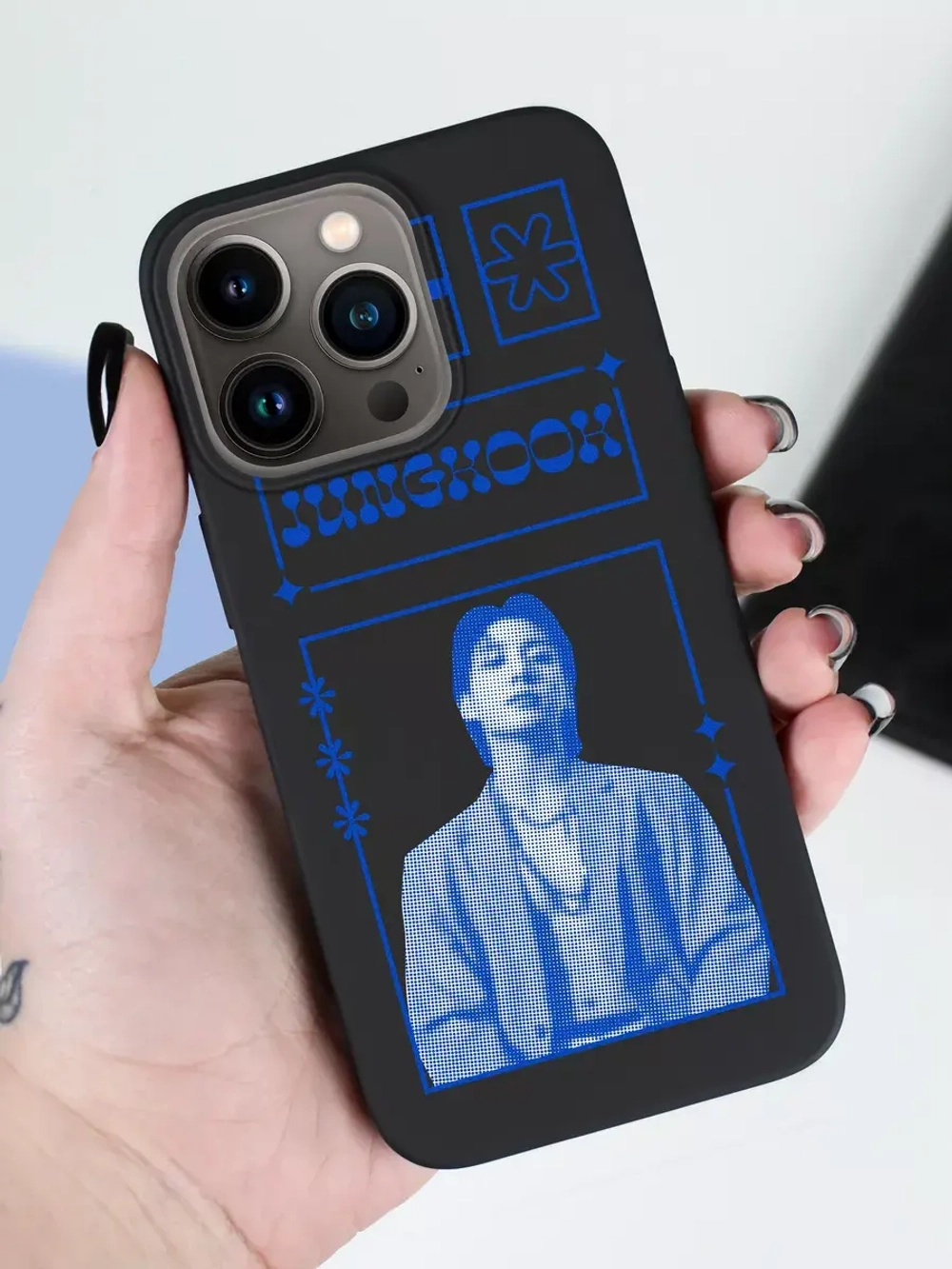 Чехол на iPhone 13 Pro с принтом