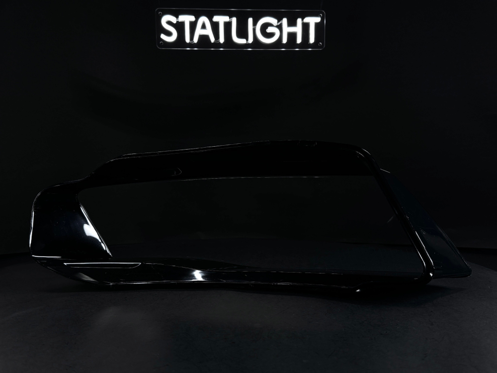 Левое стекло фары AUDI A4 B8 2007-2012 дорест