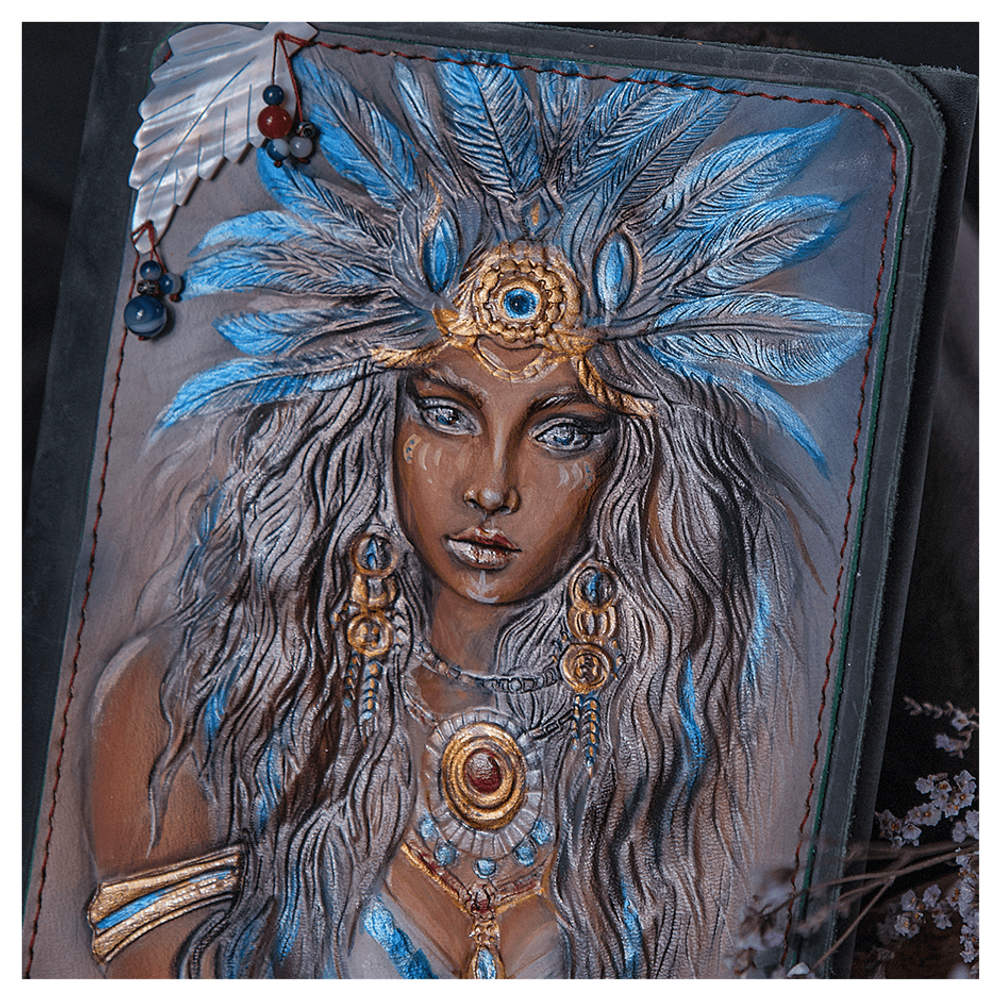 Кожаный ежедневник «Шаманка»