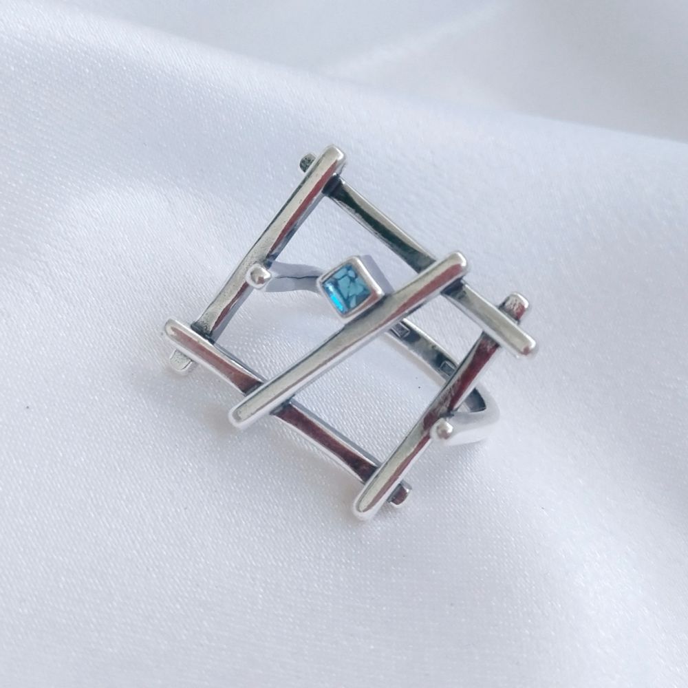 "Аварис" кольцо из коллекции "Линия судьбы" от Jenavi