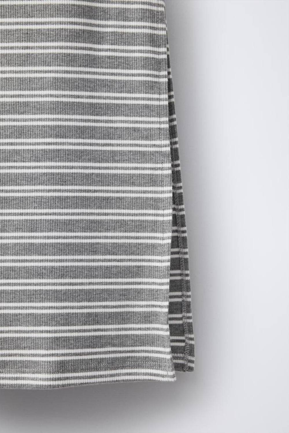 ZARA ЮБКА МИДИ В ПОЛОСКУ В РУБЧИК, СЕРЫЙ С МЕЛАНЖЕВЫМ ЭФФКТОМ