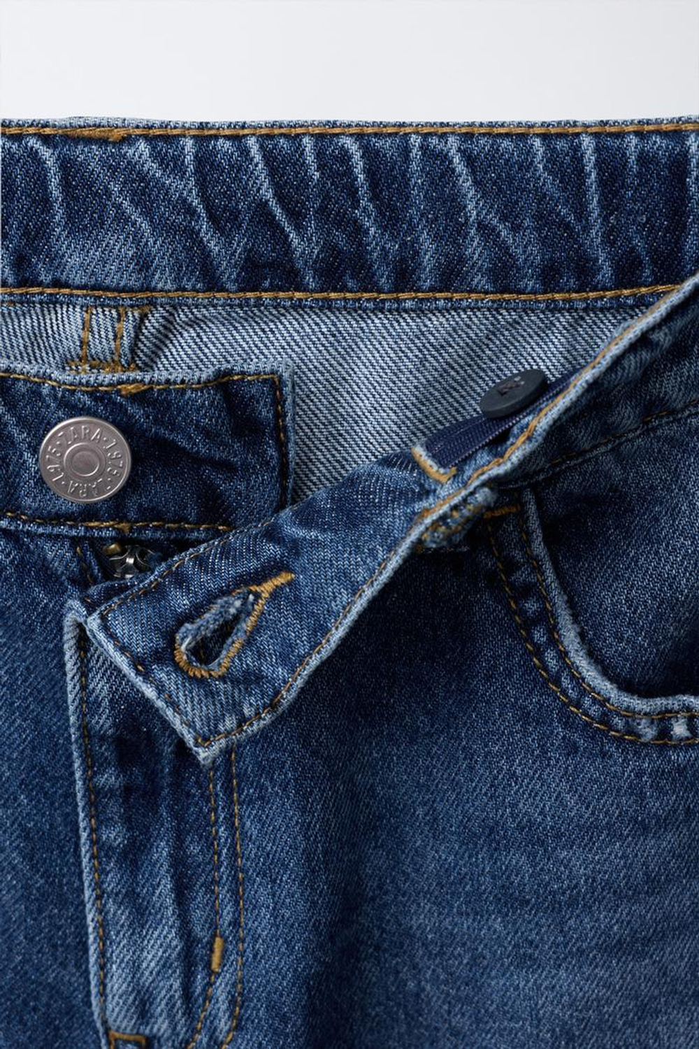 ZARA ДЖИНСЫ СВОБОДНОГО КРОЯ, ВЫЦВЕТШИЙ СИНИЙ