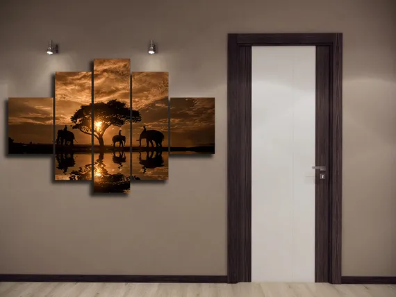Модульная картина "Слоны на закате"