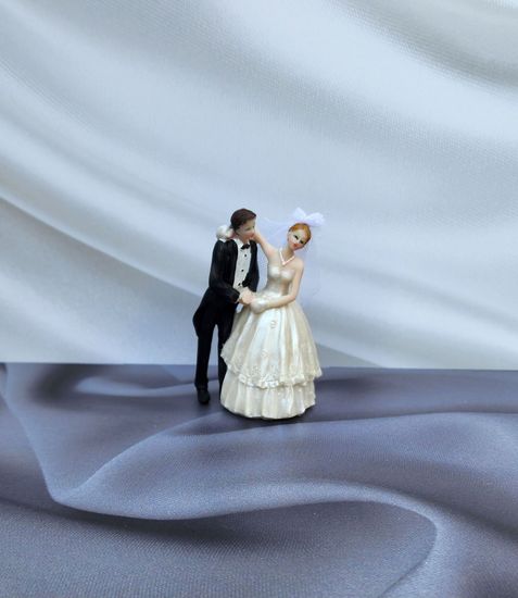 Свадебные фигурки "Жених и невеста" на торт