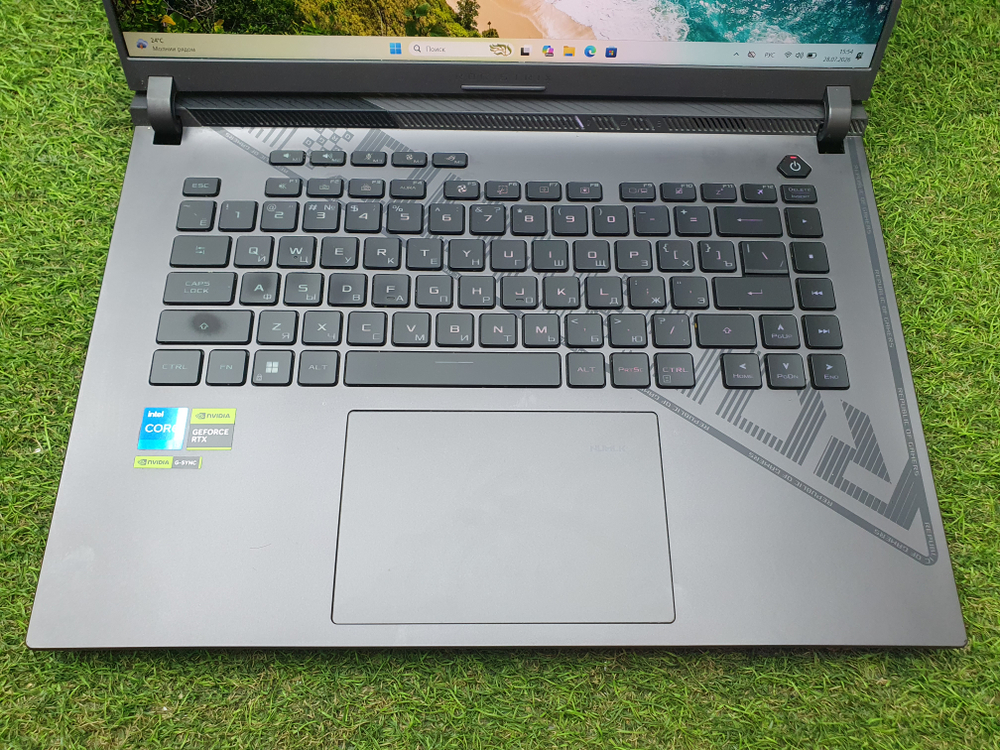 Игровой ASUS i5-13/16Gb/RTX 4070 8Gb/FHD/165Hz/ROG Strix G16 G614J