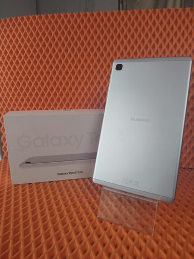 Планшет Samsung Galaxy Tab A7 Lite (2021) 3/32GB Global Wi-Fi