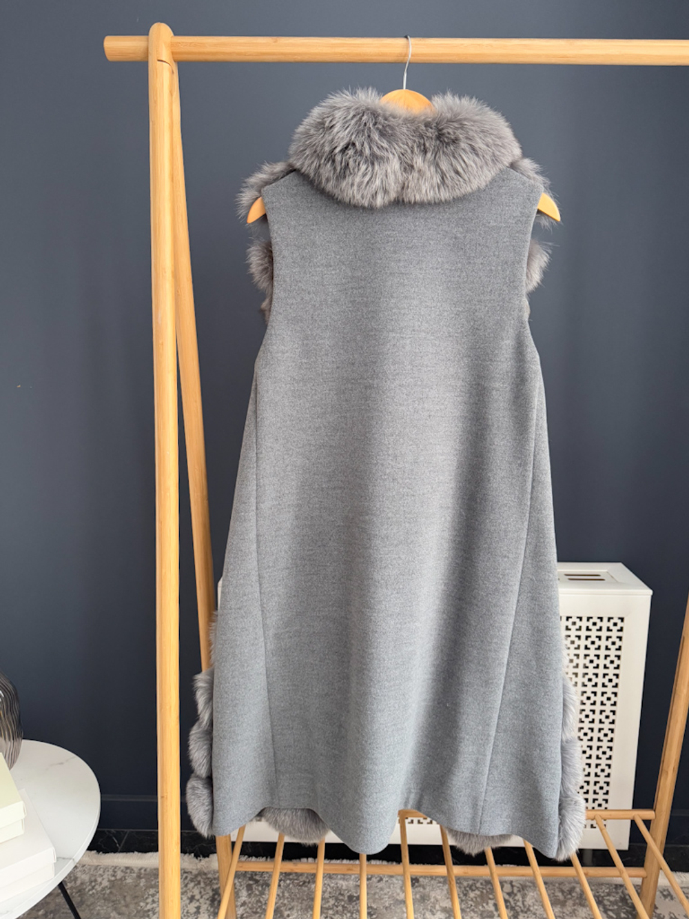 Меховой жилет Alena Shishkova, XS