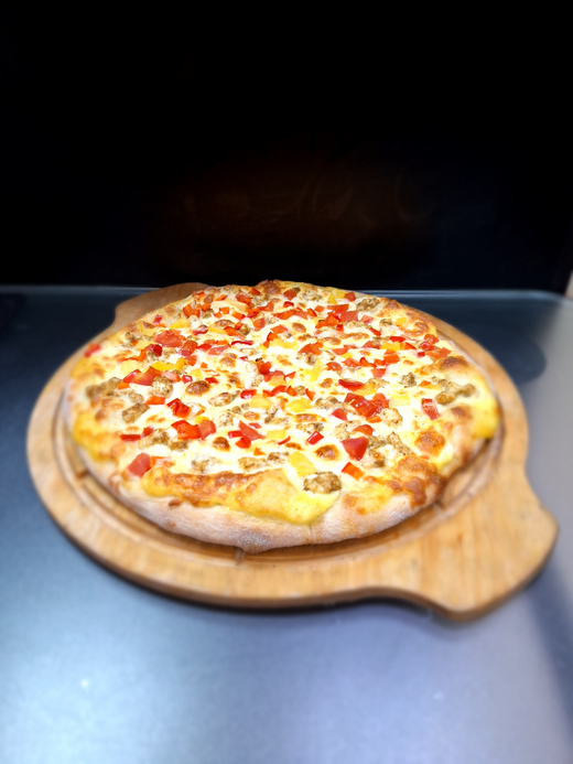 Пицца с курицей и ананасом 35 см