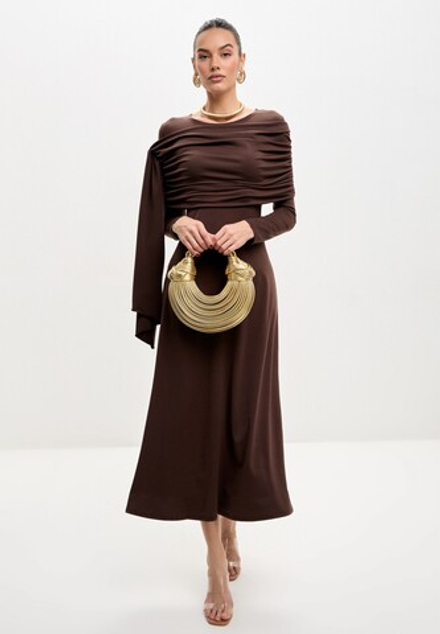 Платье с накидкой