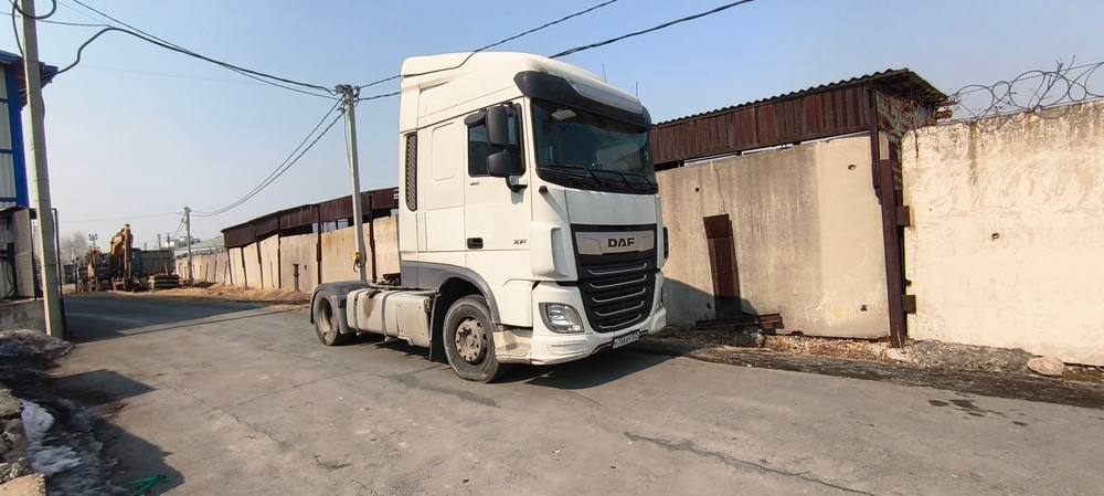 DAF XF 4x2 Седельный тягач XF 450 FT (Дизельный, 10,8 л, 530 л.с., АТ)