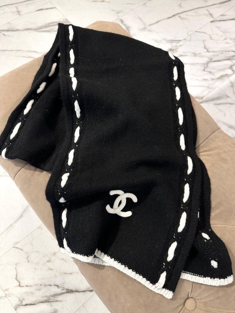 Шарф CHANEL