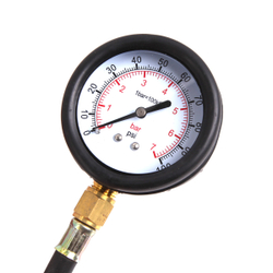 Тестер давления масла в двигателе в кейсе Car-Tool CT-B0105