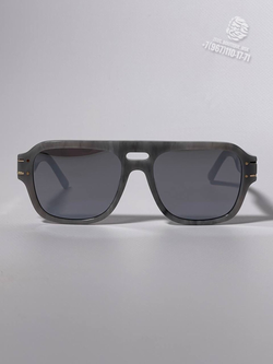 Солнечные очки Christian Dior