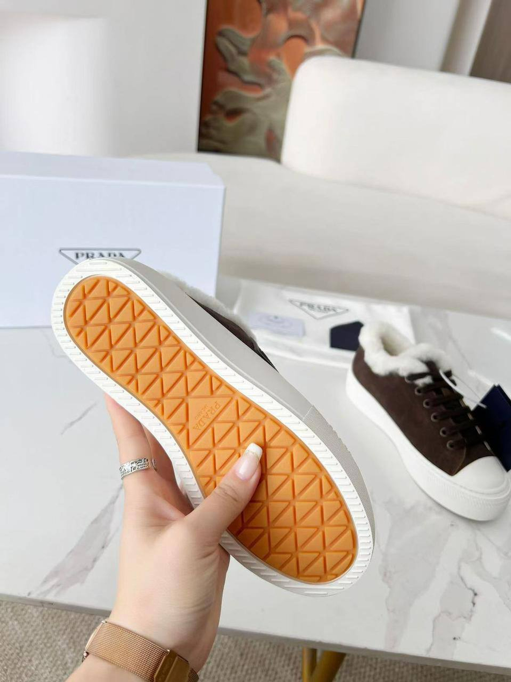 Кроссовки Prada