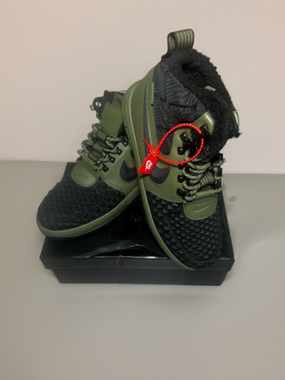 Кроссовки Nike Lunar Force 1