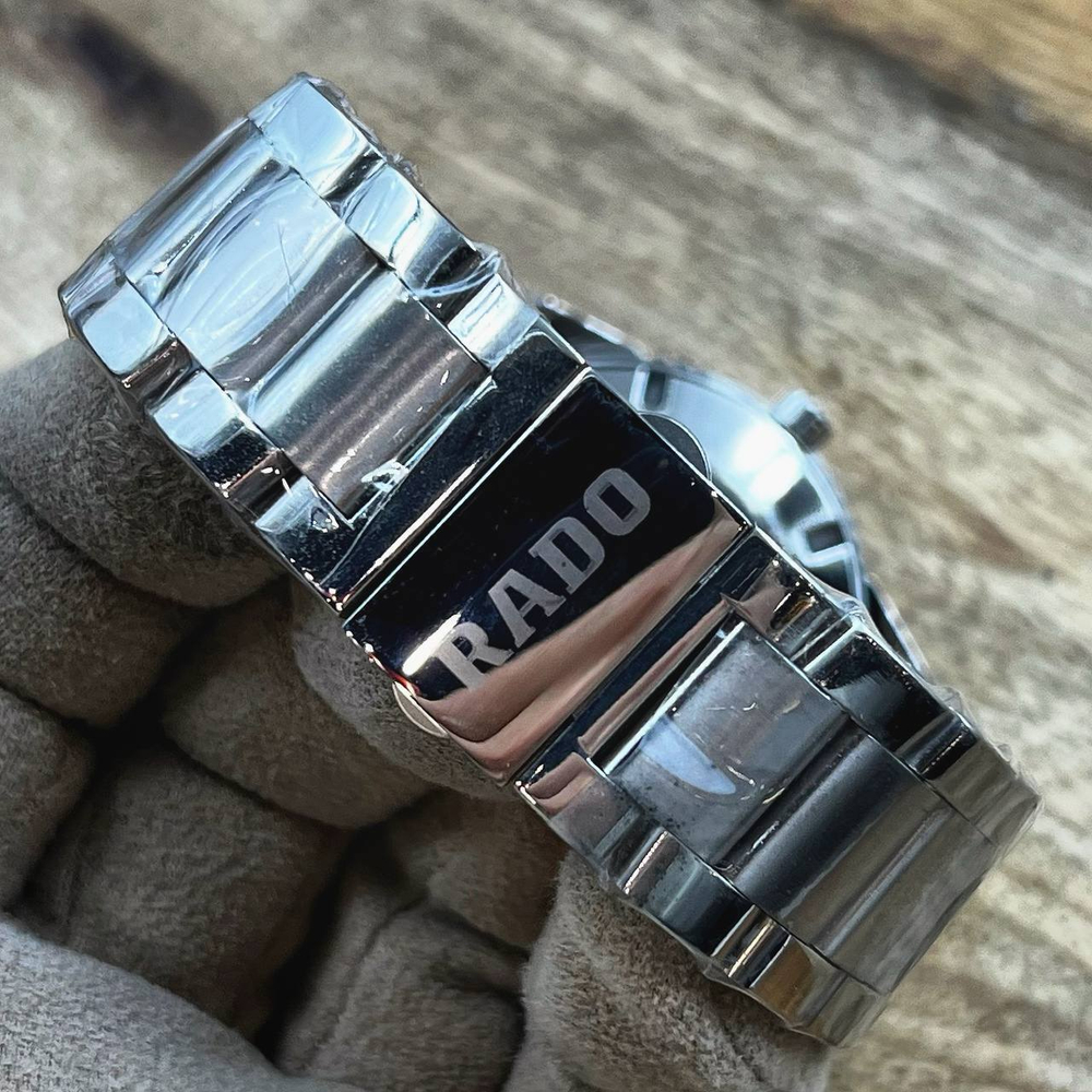 Часы Rado