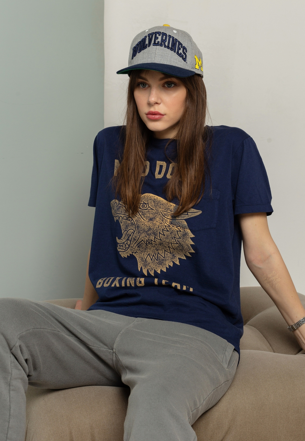 Футболка Bowery NYC "Mad Dogs" Vintage Mood Indigo