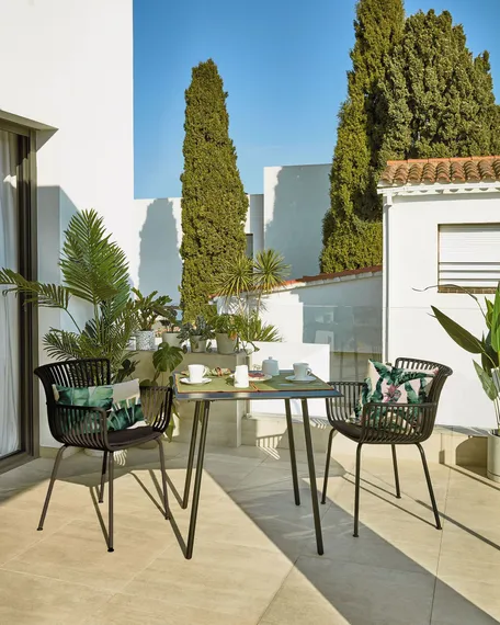 Уличный стул Surpika черный | La Forma | Испания | Купить в Hallberg.ru