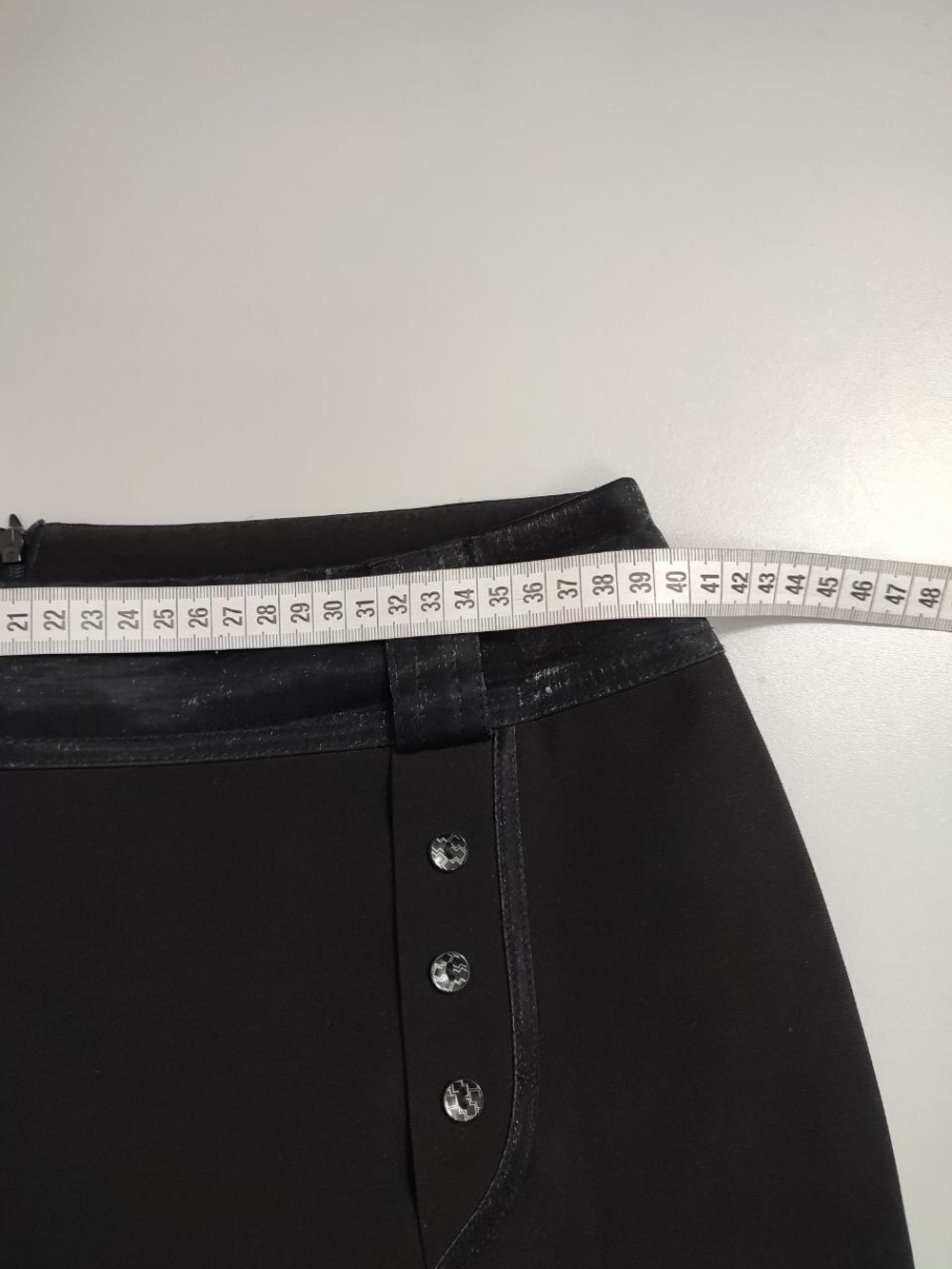 Юбка лаконичная 46 размер