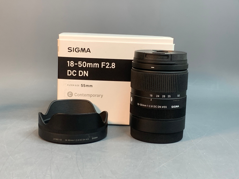 Sigma 18-50mm f/2.8 DC DN Contemporary Sony E