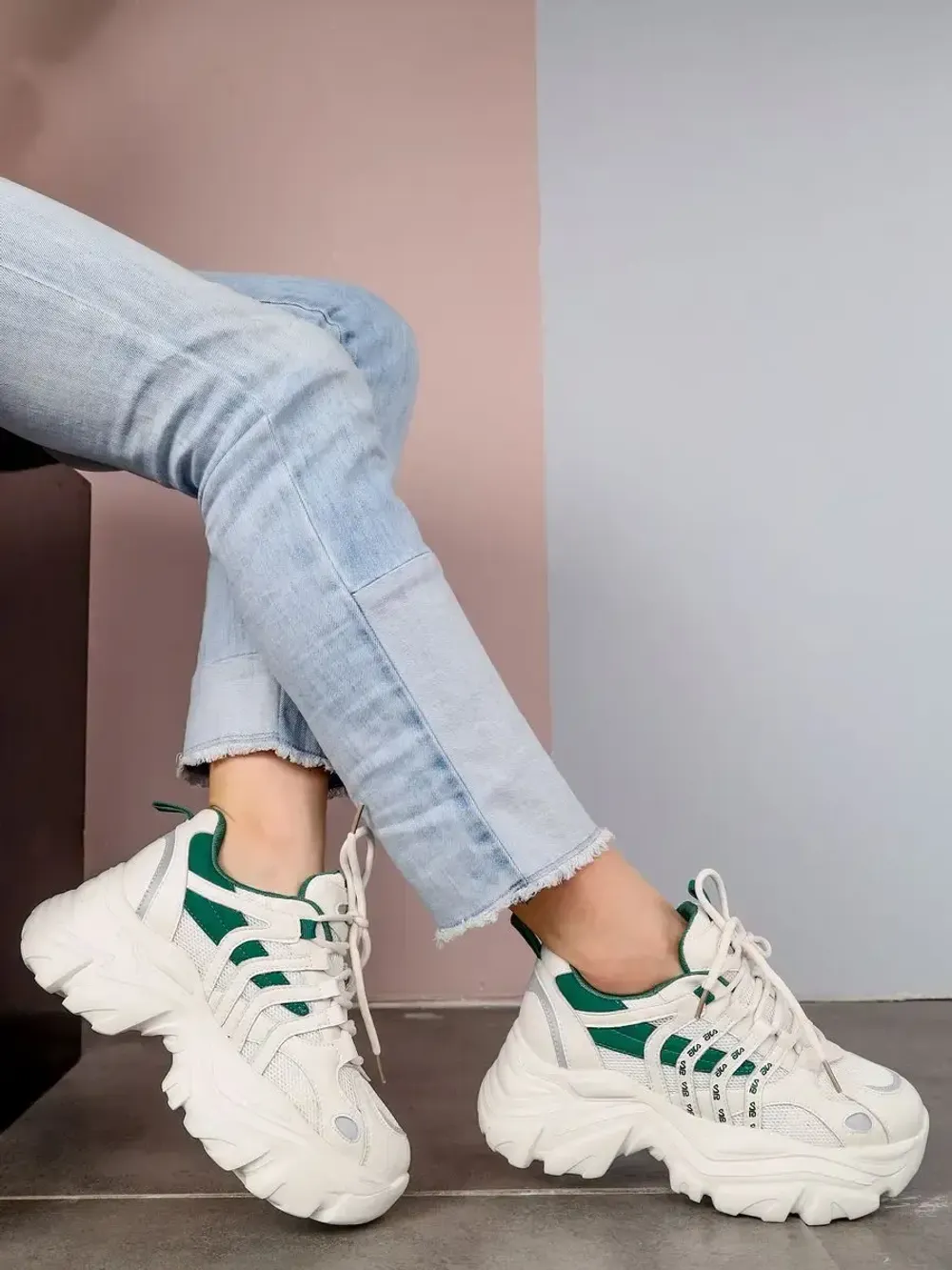 Кроссовки женские натуральная кожа