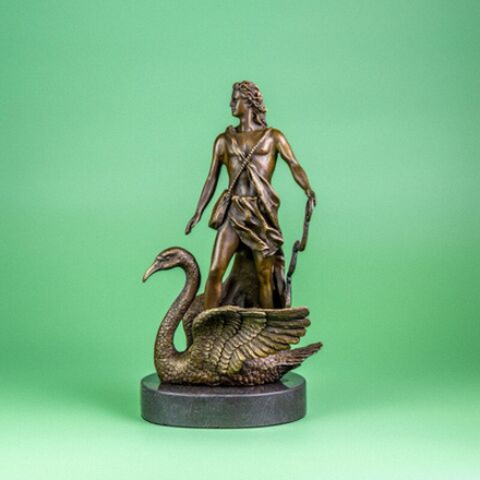 Винтаж: Бронзовая скульптура «Аполлон и лебедь»
