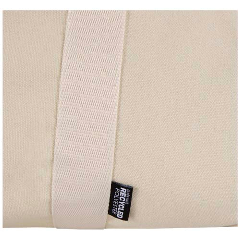 Спортивная сумка Recanvas, изготовленная из переработанных материалов по стандарту GRS, объемом 40 л