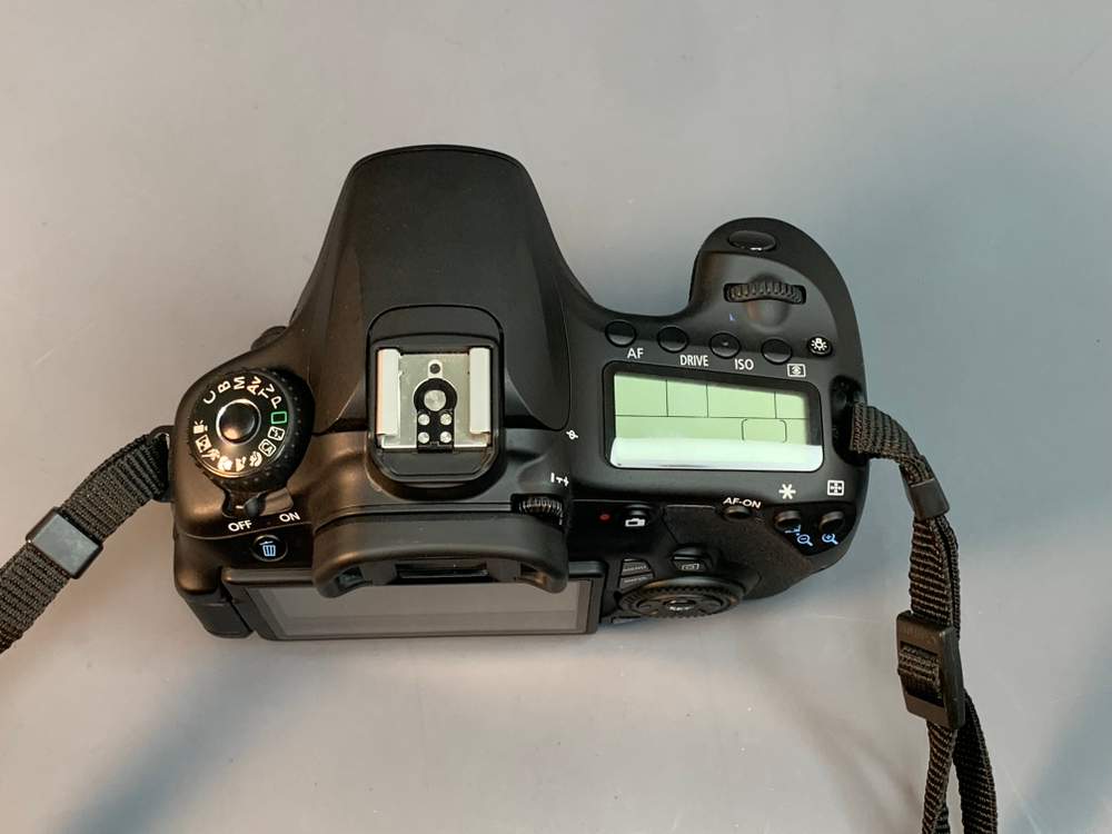 Canon EOS 60D 6.000 кадров