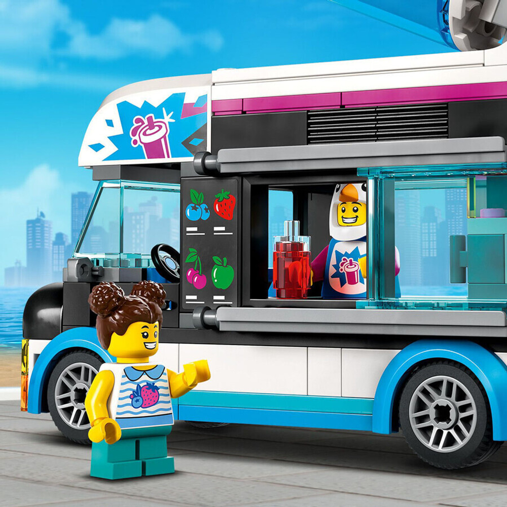 Конструктор LEGO City 60384 Фургон для шейков «Пингвин»